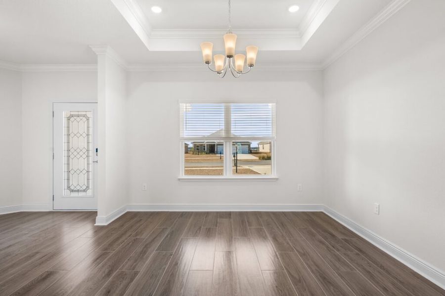 Spacious, unfurnished interior of a new home in Lake Merial, Panama City (Image 23).