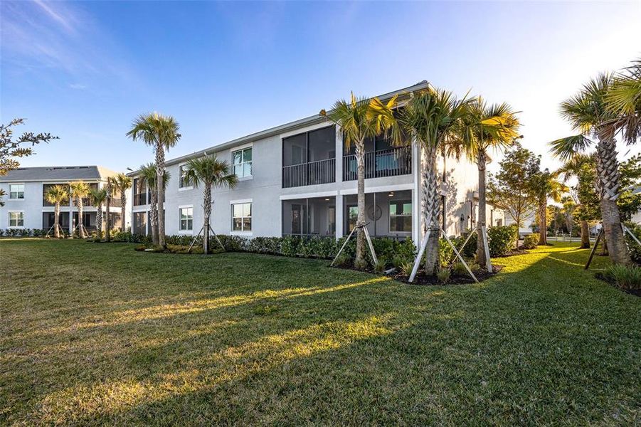 Exterior details and patio area of a home in , Punta Gorda (Image 3).