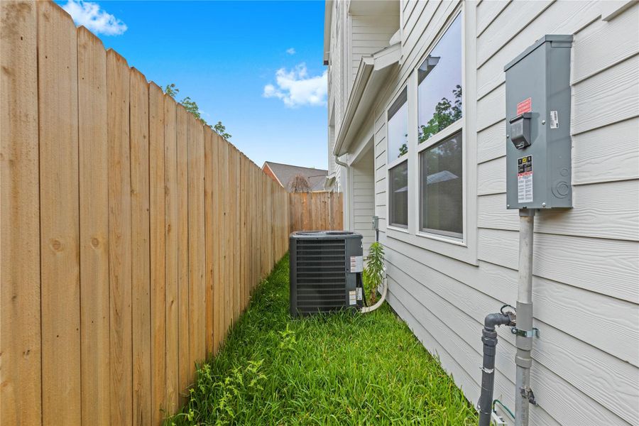 Exterior details and patio area of a home in , Houston (Image 21).