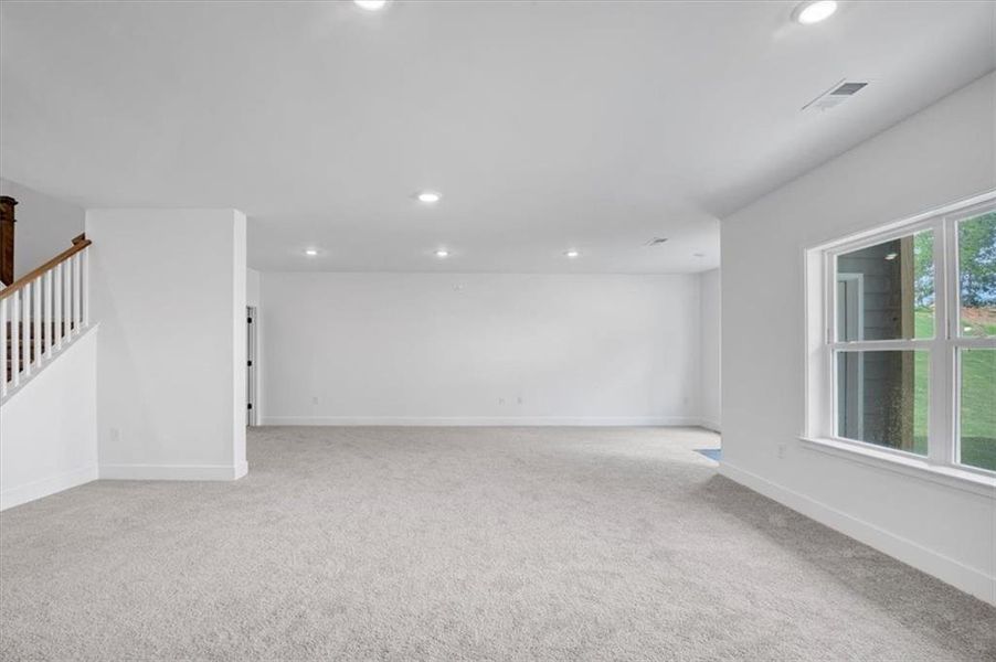 Spacious, unfurnished interior of a new home in Tuscany Hills, Douglasville (Image 27). Spacious, unfurnished interior of a new home in Tuscany Hills, Douglasville (Image 27).