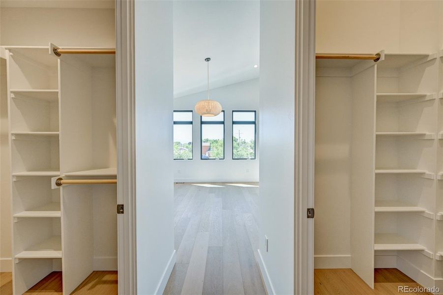 Furnished interior view inside a new home in , Buena Vista (Image 8).