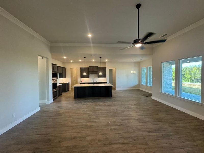 Spacious, unfurnished interior of a new home in Creekview Addition, Van Alstyne (Image 13). Spacious, unfurnished interior of a new home in Creekview Addition, Van Alstyne (Image 13).