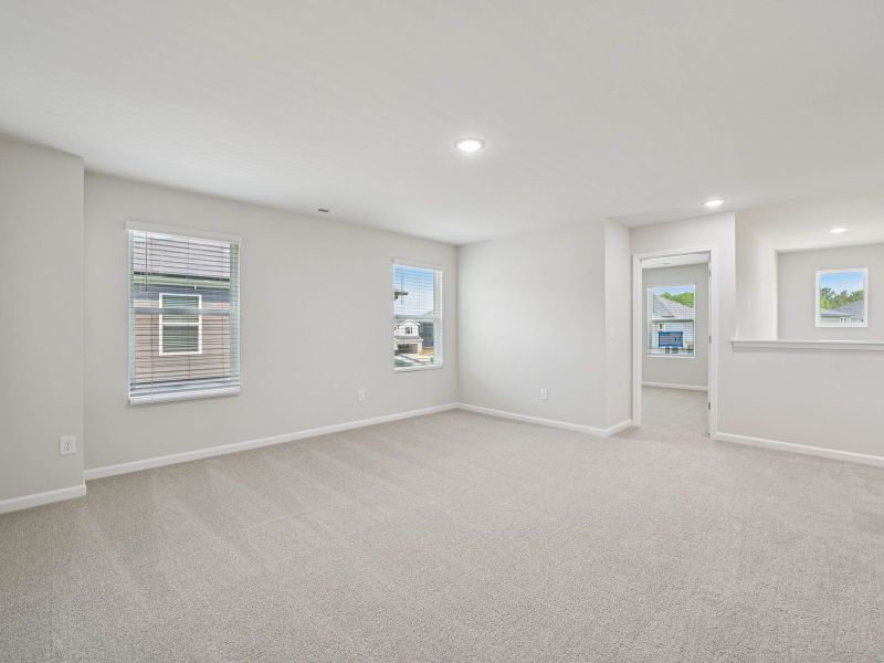 Spacious, unfurnished interior of a new home in Avalon Place - Signature Series, Durham (Image 13). Spacious, unfurnished interior of a new home in Avalon Place - Signature Series, Durham (Image 13).