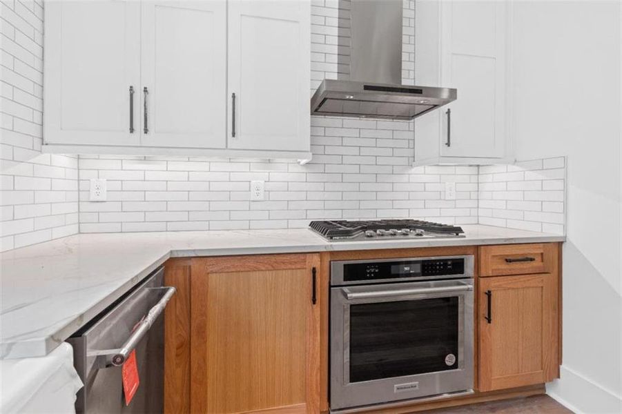 Furnished interior view inside a new home in , Woodstock (Image 11).