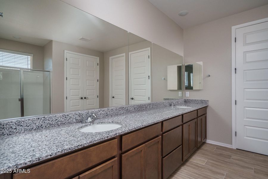 17) PRIMARY BATHROOM