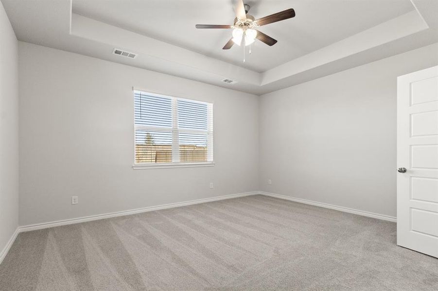 Spacious, unfurnished interior of a new home in Retreat at Fossil Creek, Fort Worth (Image 26). Spacious, unfurnished interior of a new home in Retreat at Fossil Creek, Fort Worth (Image 26).