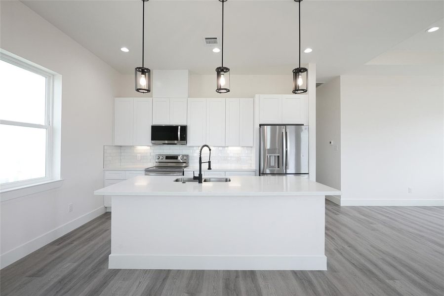 Furnished interior view inside a new home in , Galveston (Image 10).