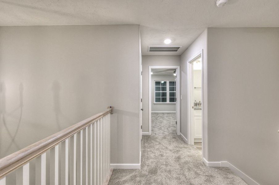 Spacious, unfurnished interior of a new home in Legacy Preserve, Tullahoma (Image 17).