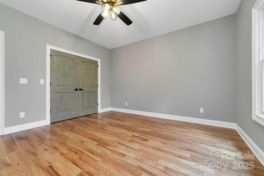 Spacious, unfurnished interior of a new home in , Brevard (Image 20).