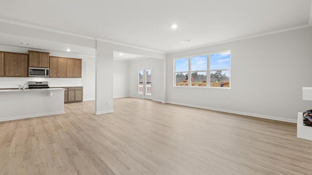 Spacious, unfurnished interior of a new home in , Dallas (Image 17).