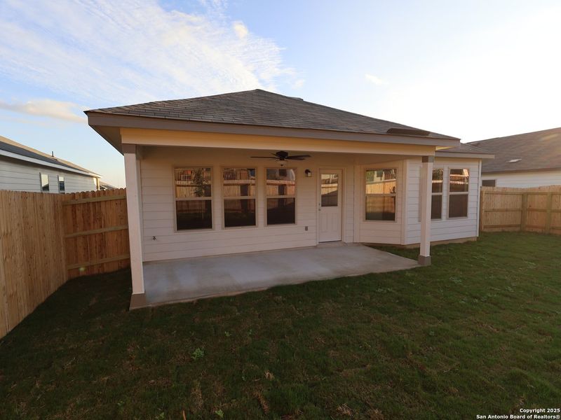 Exterior details and patio area of a home in Greenspoint Heights, Seguin (Image 3).
