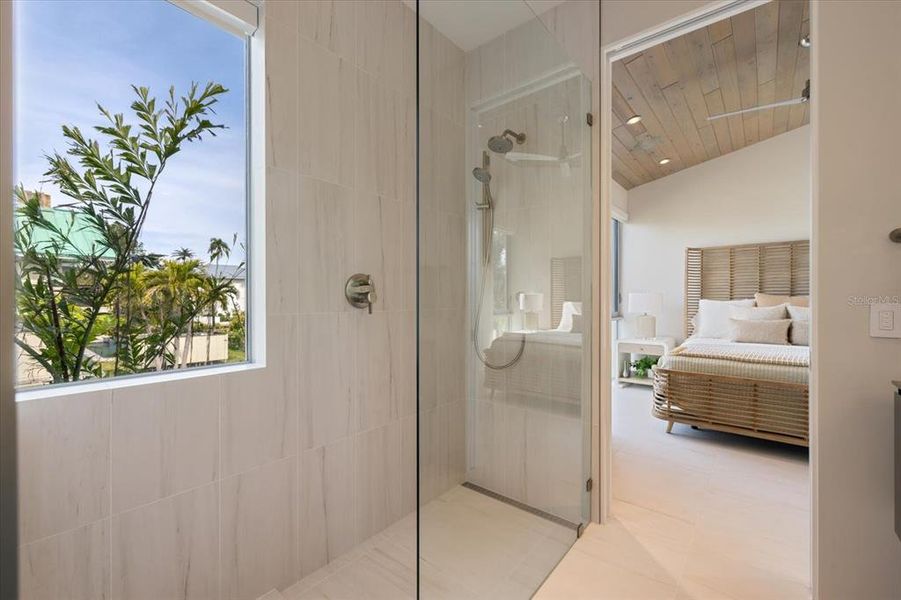 Image 83 of a home in .