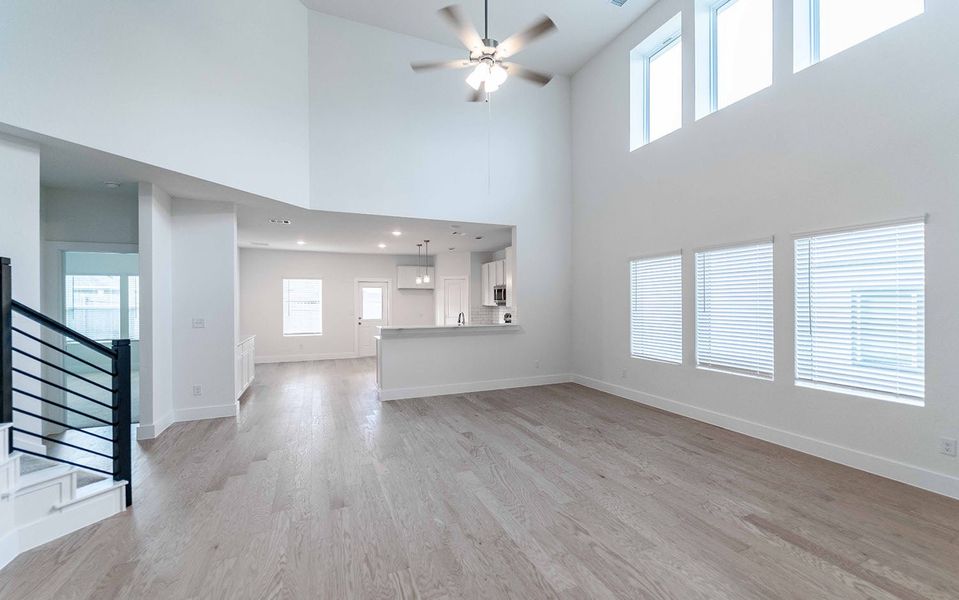 Spacious, unfurnished interior of a new home in Hunters Glen, Jarrell (Image 20).