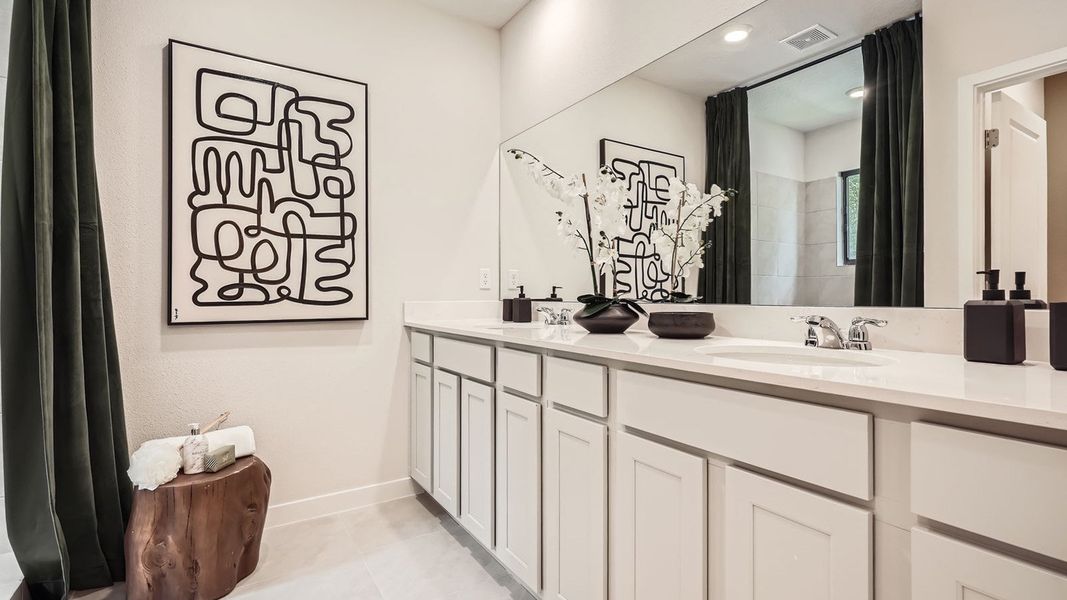 Representative furnished interior of a home built from the Jade by D.R. Horton in Ashwood Cove, Lake Worth (Image 20). Representative furnished interior of a home built from the Jade by D.R. Horton in Ashwood Cove, Lake Worth (Image 20).