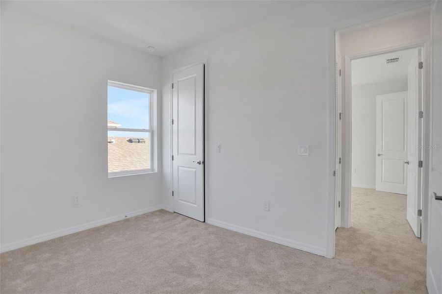 Spacious, unfurnished interior of a new home in Turnleaf, Punta Gorda (Image 32). Spacious, unfurnished interior of a new home in Turnleaf, Punta Gorda (Image 32).