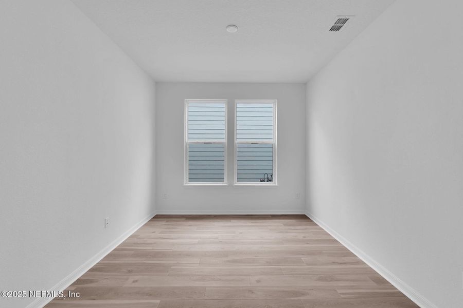 Spacious, unfurnished interior of a new home in Del Webb Saint Johns, St. Johns (Image 17).