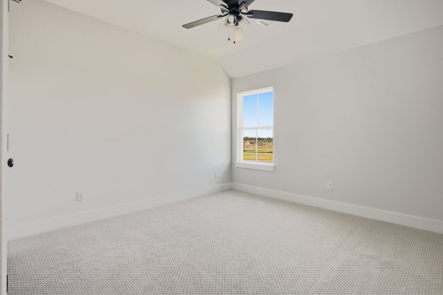 Spacious, unfurnished interior of a new home in Stella Ranch, Bryan (Image 23).