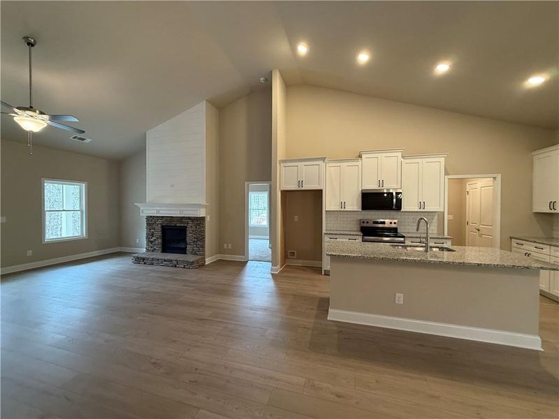 Image 43 of a home in . Image 43 of a home in .