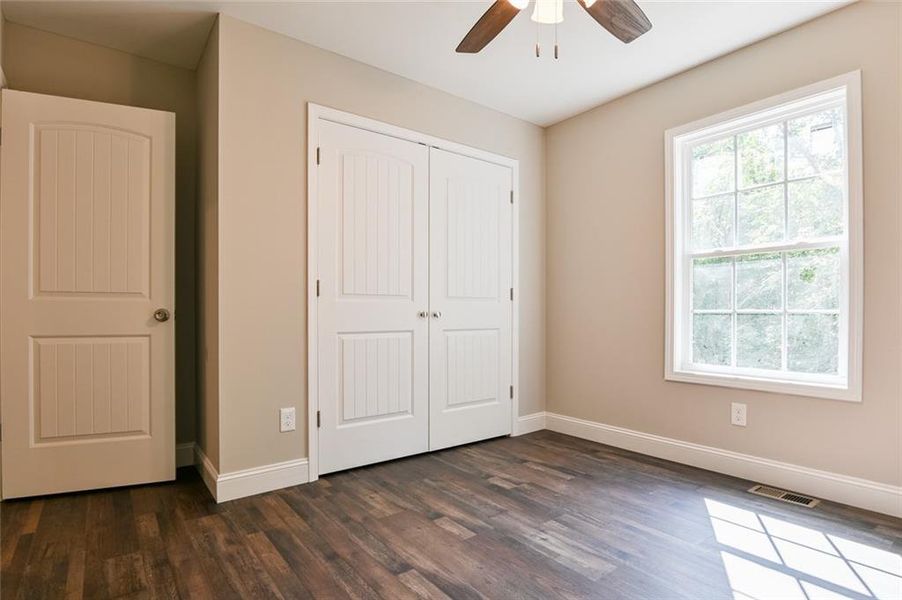 Spacious, unfurnished interior of a new home in , Dahlonega (Image 24).