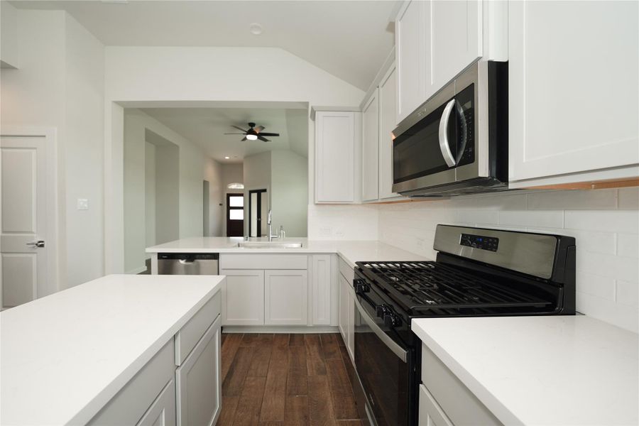 Furnished interior view inside a new home in , La Marque (Image 9). Furnished interior view inside a new home in , La Marque (Image 9).