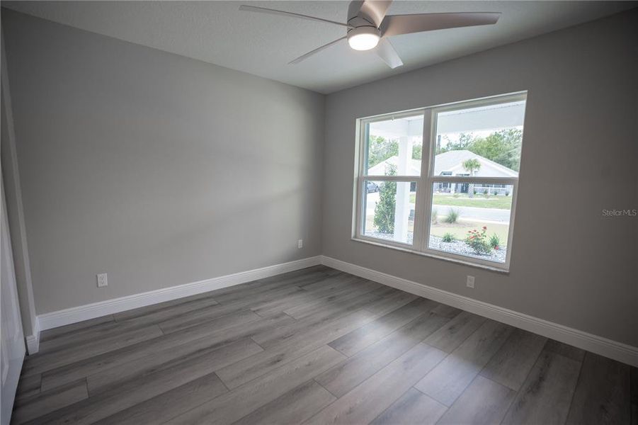 Spacious, unfurnished interior of a new home in , Dunnellon (Image 14).