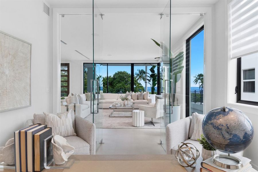 Furnished interior view inside a new home in , Fort Lauderdale (Image 18).