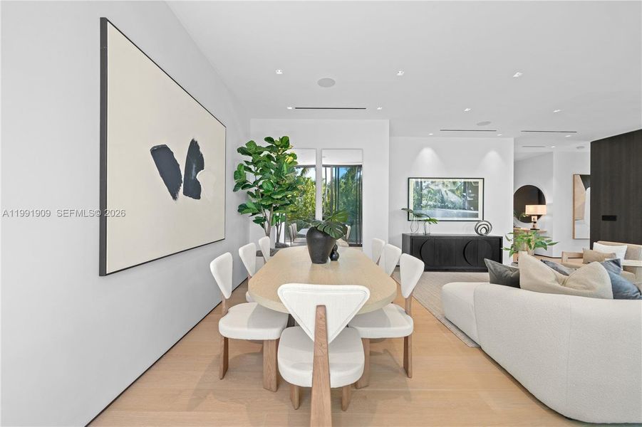 Furnished interior view inside a new home in , Miami Beach (Image 34).