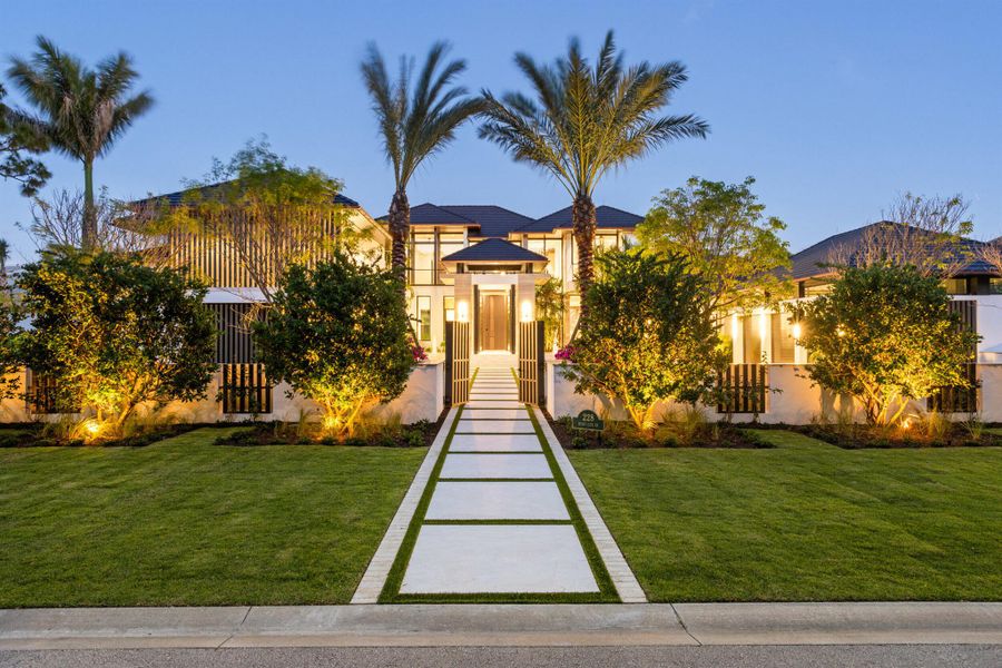 Image 83 of a home in .