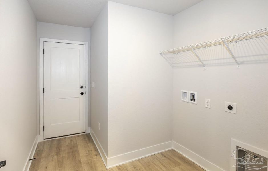 Spacious, unfurnished interior of a new home in Hidden Pines Estates, Milton (Image 16). Spacious, unfurnished interior of a new home in Hidden Pines Estates, Milton (Image 16).