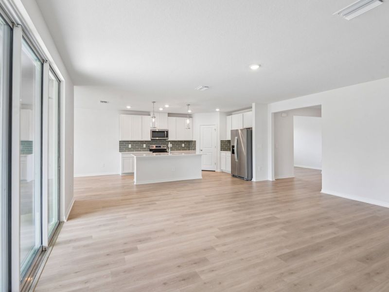 Spacious, unfurnished interior of a new home in Pine Ridge Meadows, Hudson (Image 13).