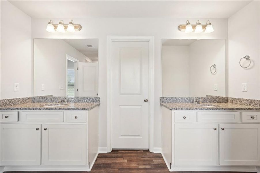 Furnished interior view inside a new home in Fairview Lake, Conyers (Image 11).