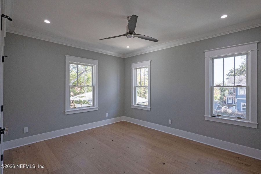 Spacious, unfurnished interior of a new home in , Jacksonville (Image 116).