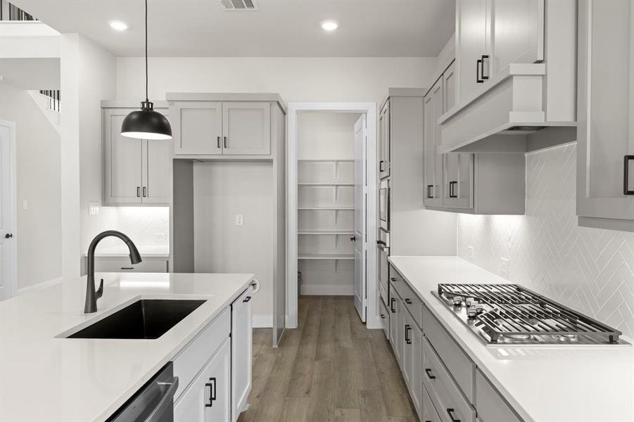 11_12. 629 Bunchberry - Kitchen (3) 11_12. 629 Bunchberry - Kitchen (3)