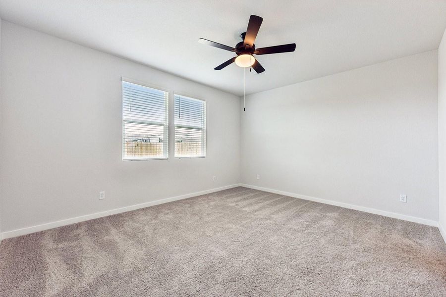 Spacious, unfurnished interior of a new home in Stallion Run, Buda (Image 23).