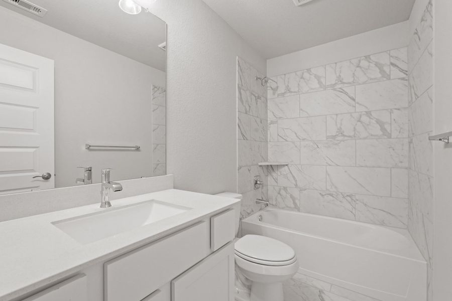 Furnished interior view inside a new home in Briarwood Crossing, Rosenberg (Image 9). Furnished interior view inside a new home in Briarwood Crossing, Rosenberg (Image 9).