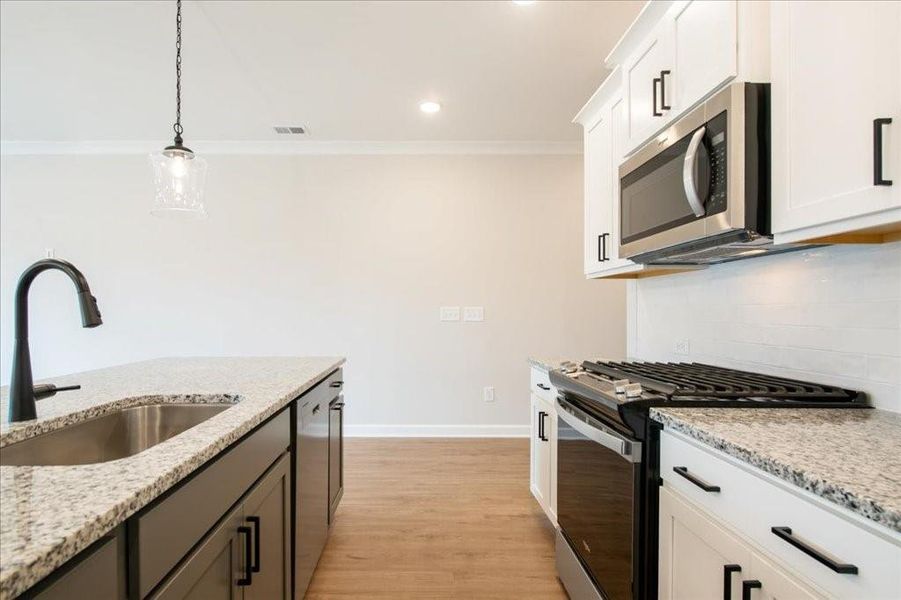 Furnished interior view inside a new home in Cherokee Township, Acworth (Image 8).
