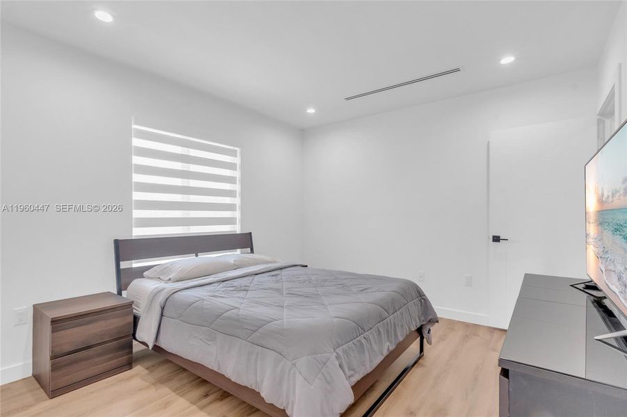 Furnished interior view inside a new home in , Miami (Image 37).