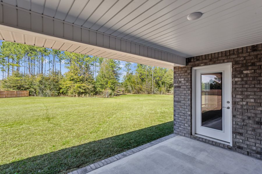 Representative exterior details of a home built from the The Turquoise by Herbst Homes in Walther Reserve, Milton (Image 73).