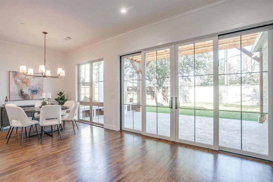 Furnished interior view inside a new home in , Grapevine (Image 30).