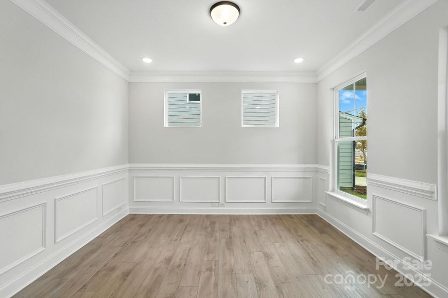 Spacious, unfurnished interior of a new home in Summerlin, Mooresville (Image 29).
