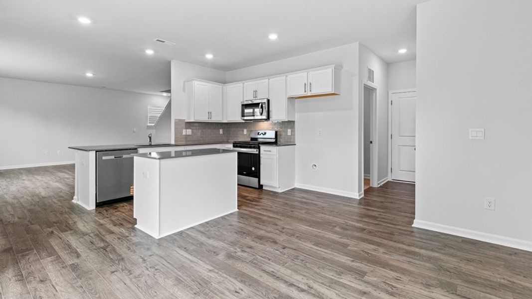 Image 25 of a home in The Reserve at Stoney Creek.