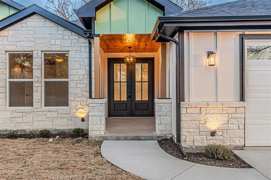 Exterior details and patio area of a home in , Dallas (Image 4). Exterior details and patio area of a home in , Dallas (Image 4).