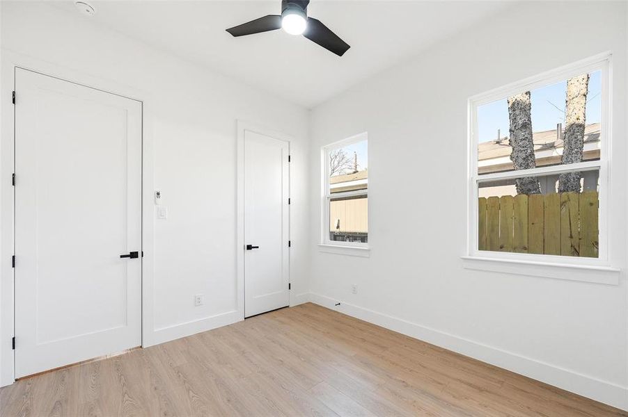 Spacious, unfurnished interior of a new home in , Dallas (Image 12).