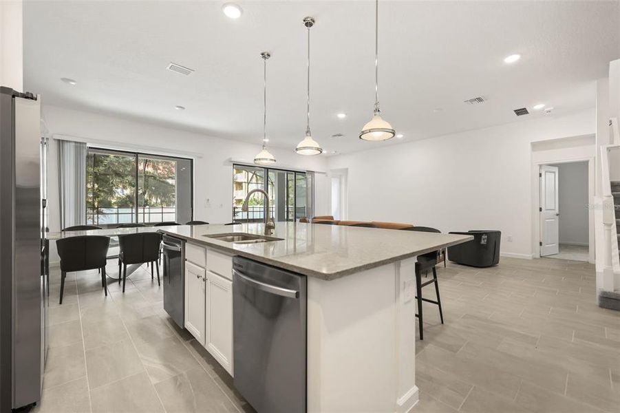 Furnished interior view inside a new home in , Orlando (Image 6).