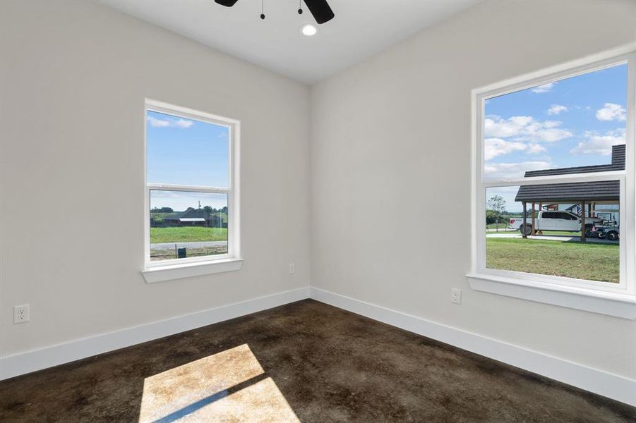 Spacious, unfurnished interior of a new home in , Hico (Image 15).