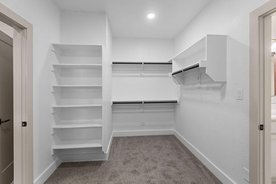 Image 37 of a home in .