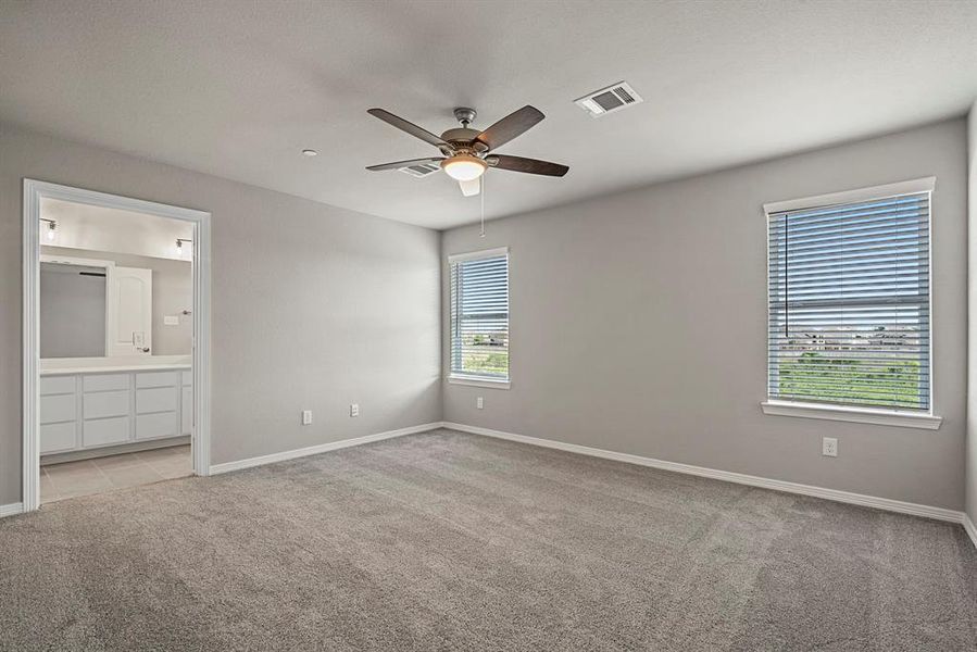 Spacious, unfurnished interior of a new home in Heartland Townhomes, Heartland (Image 28).