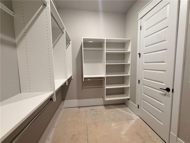 Furnished interior view inside a new home in , Jefferson (Image 20).