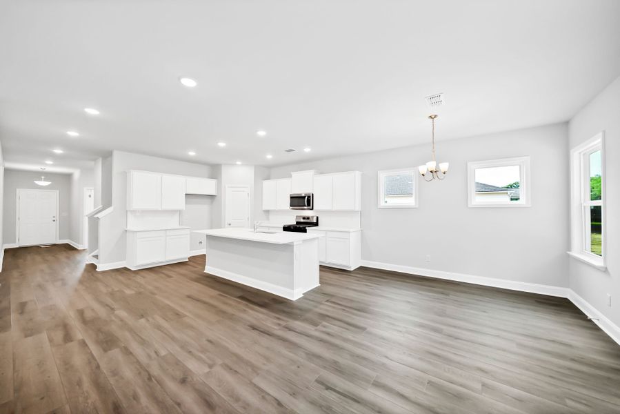 Spacious, unfurnished interior of a new home in Monroe Preserve, Chapin (Image 18).