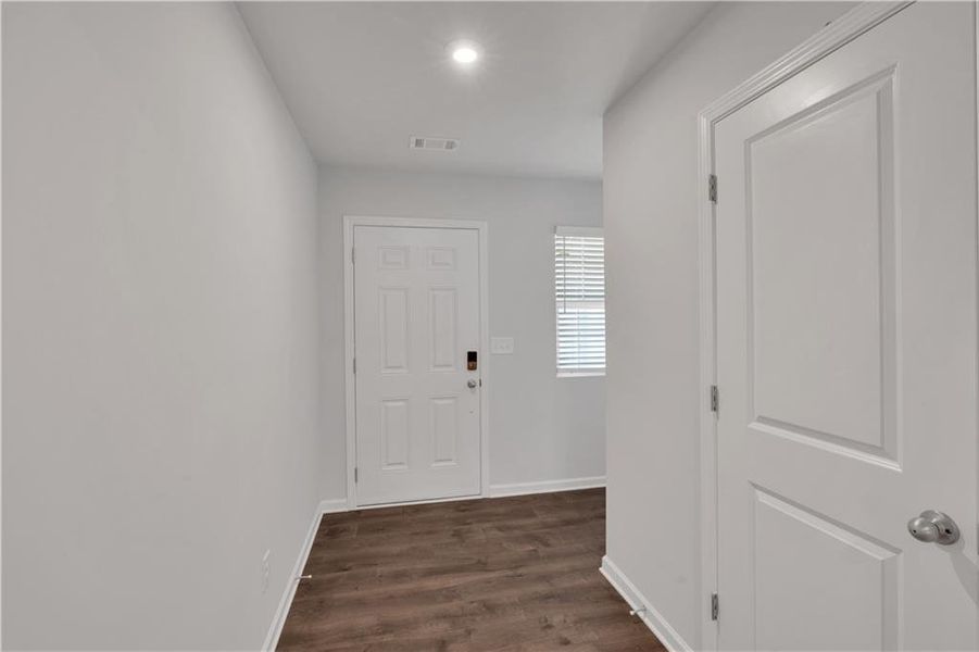 Spacious, unfurnished interior of a new home in Village Green, Adairsville (Image 21).